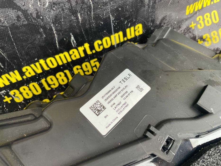 Фара передня права Tesla 3 Highland 2024р- FULL LED 1760889-00-F