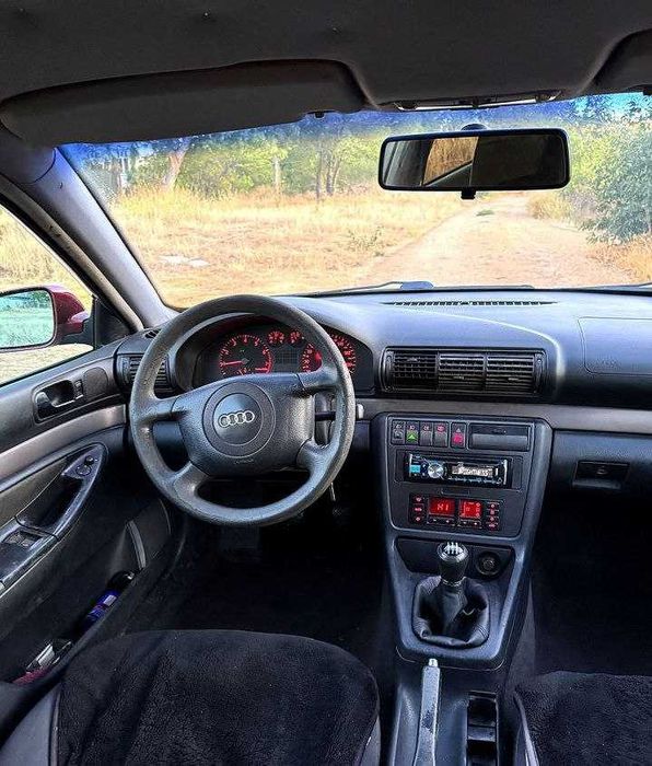 Продам AUDI -A 4-универсал