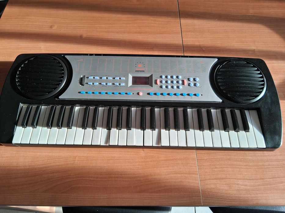 órgão Modelo YM-2600