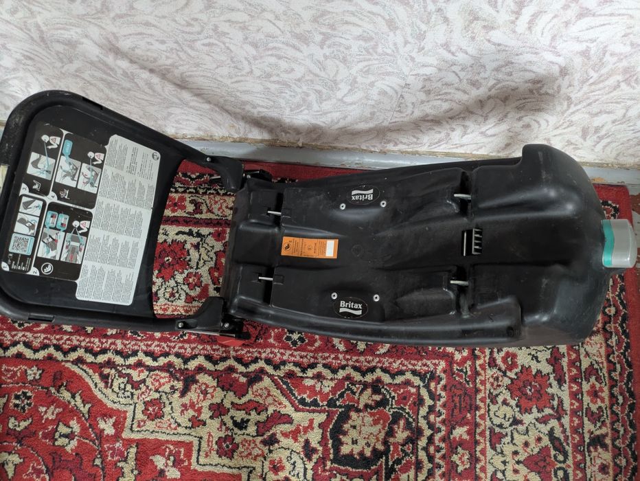 Автокрісло britax
