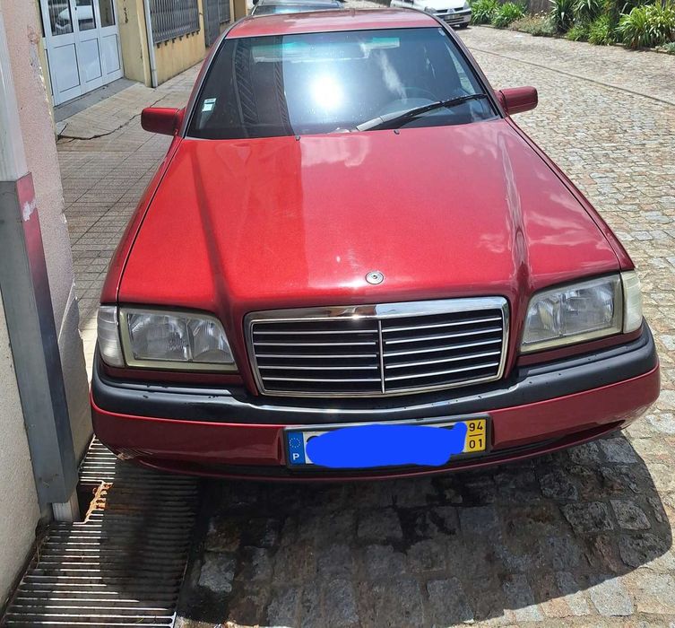 Mercedes em ótimas condições