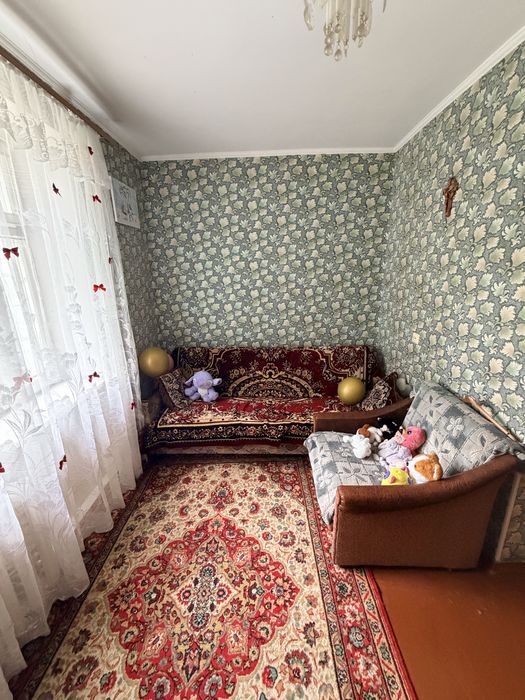 Продаж 3-х кім квартири 2/5 вул Космонавтів