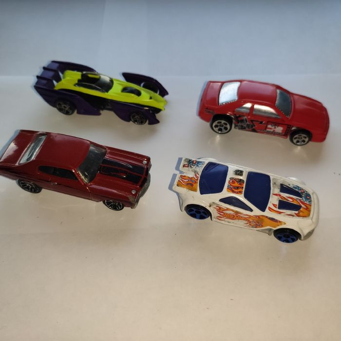 Carros antigos hotwheels