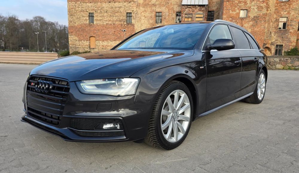 Audi A4 Avant S line Perfekcyjny stan Carplay auto dwa kluczyki S line