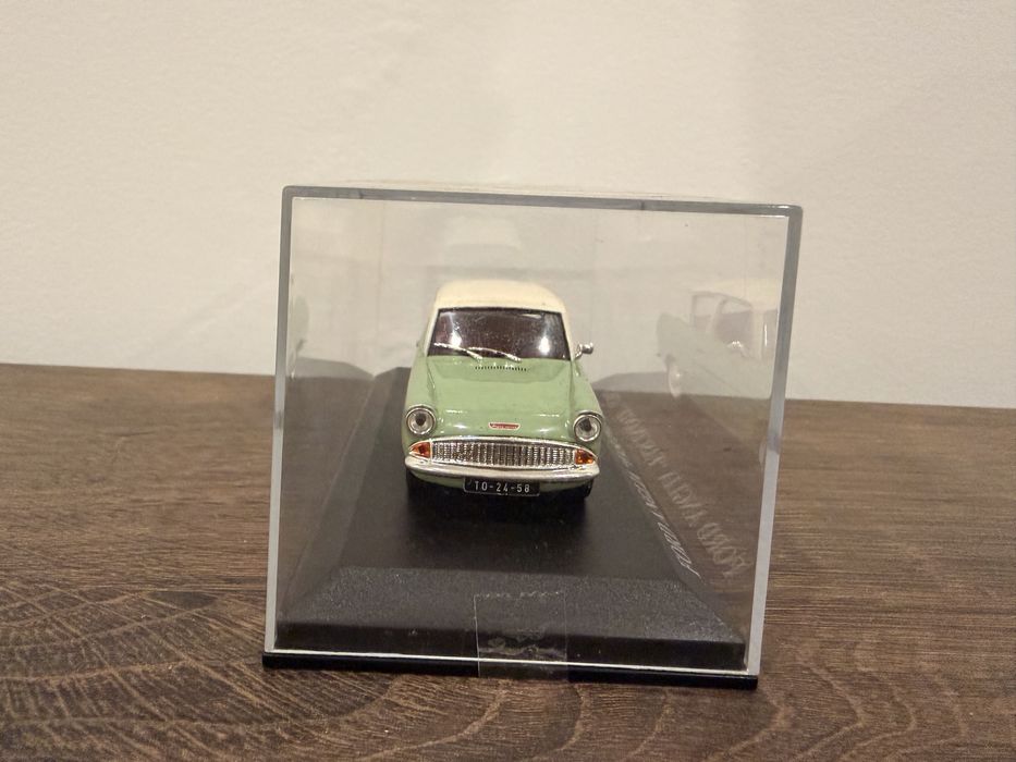 Ford Anglia Fascinante 1962 1/43