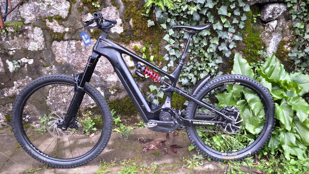 Bicicleta elétrica Cannondale Moterra Neo Carbon LT - MOTOR 0 KM