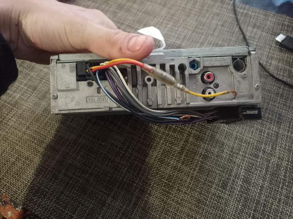 Продам  Sony DSX-A202UI. Магнітофон