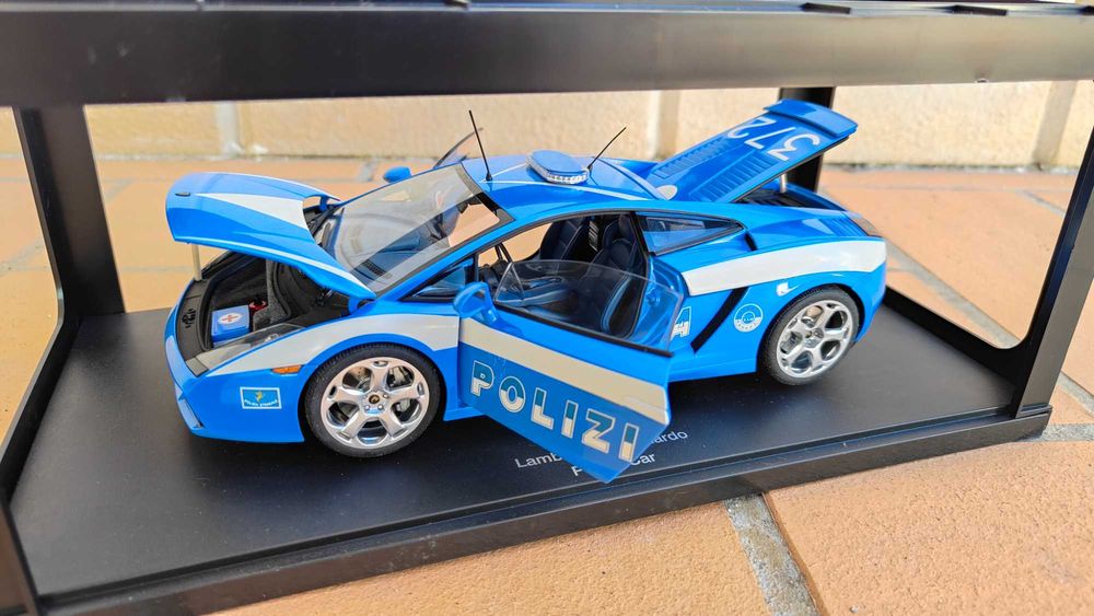 Lamborghini Gallardo Police AutoArt 1/18
