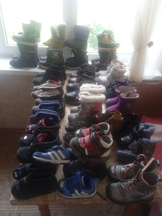 Дитяче взуття осінь-зимове