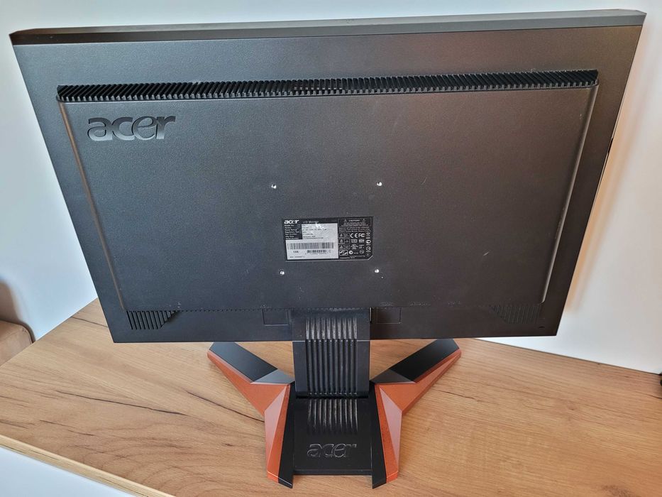 Monitor  Acer   24 "