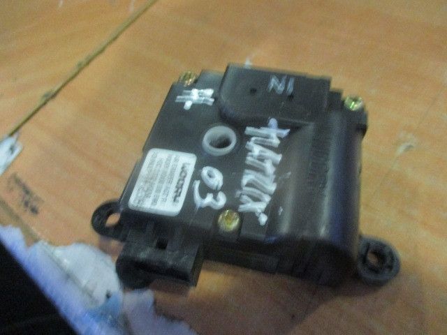 Motor da comporta da sofagem HYUNDAI Matrix (FC)