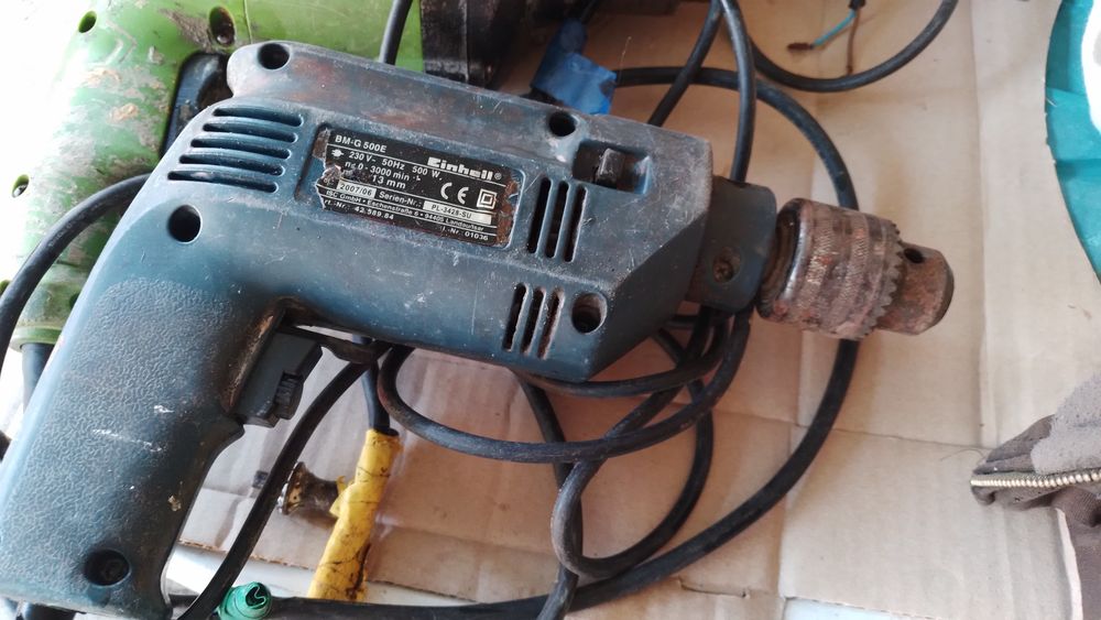 Старий б/у електро iнсттрумент