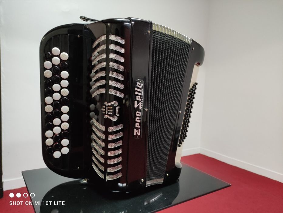 Acordeão (Acordeon) Zero Sette