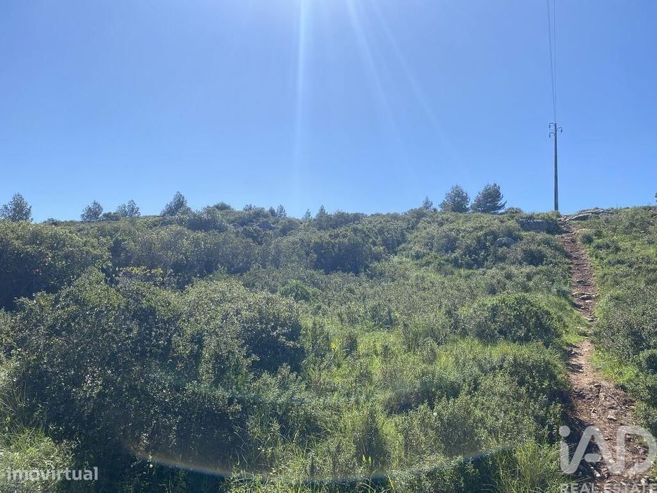 Terreno em Alcabideche de 8920,00 m2