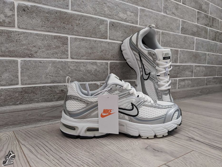 Кросівки жіночі ЛІТО Nike Air Max Moto 2K \ Найк Аир Макс Мото 2К \ розмір 37 - 41