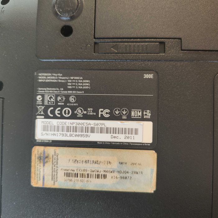 Notebook Samsung NP300E5A S07Pl