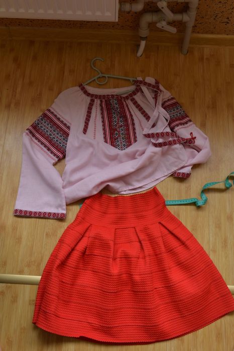 Українська жіноча сорочка з спідницею