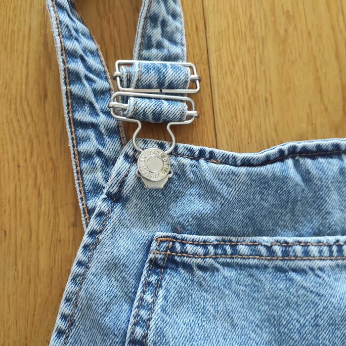 122 Zara ogrodniczki niebieskie jeansowe jeansy spodnie