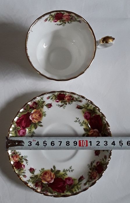 Chávena e pires Old Country Roses, Royal Albert, Bone China, England