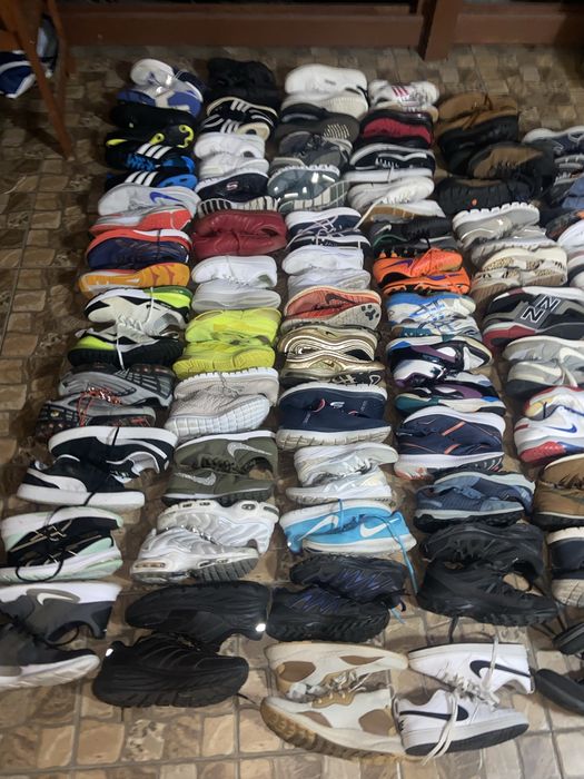 Лот 72 пар оригінальних кросівок | Опт | Гурт відомих брендів