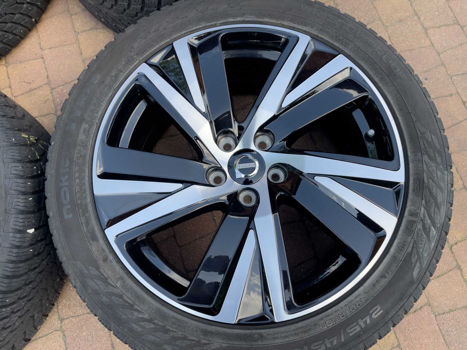 3874. Koła zimowe Volvo XC90 II OEM 5x108 ET42 235/60/18 Conti 2024r