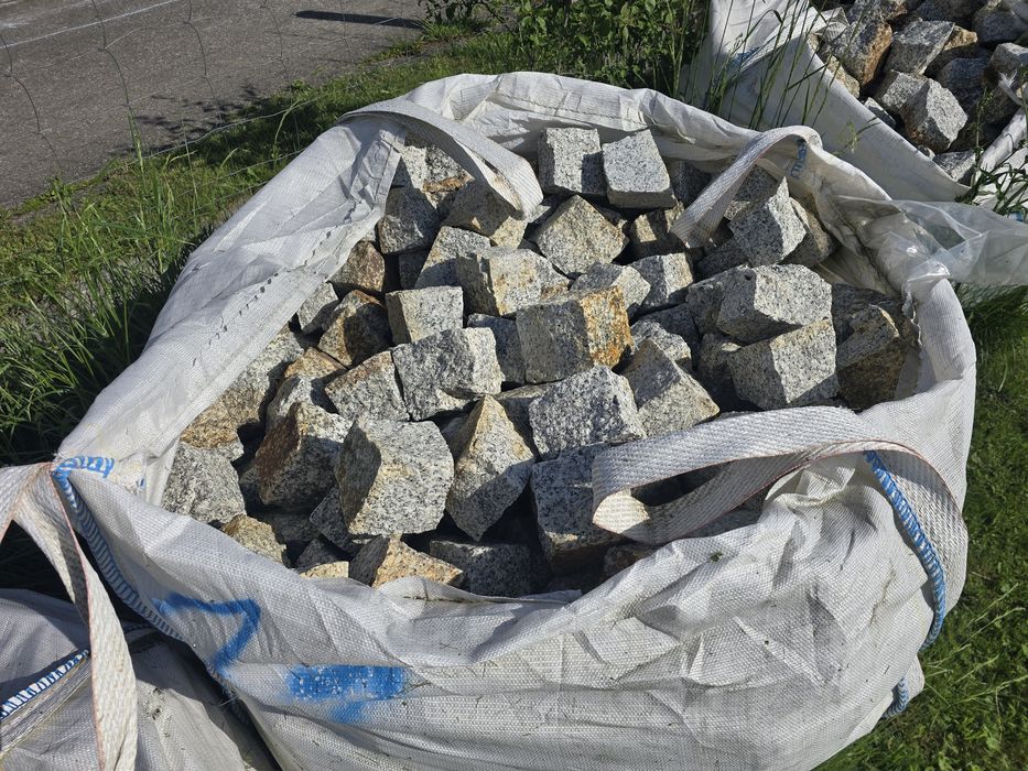 Kostka granitowa 9/11 szaro-żółta strzegomska