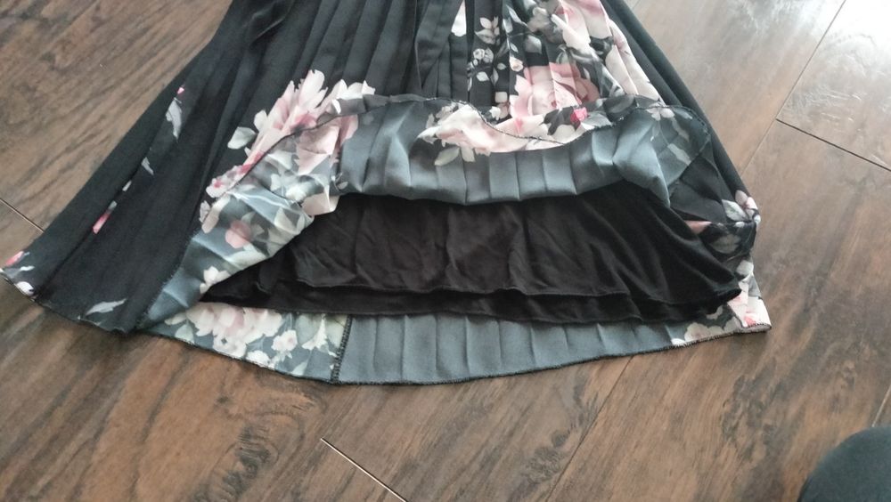 Sukienka z Shein S w kwiaty
