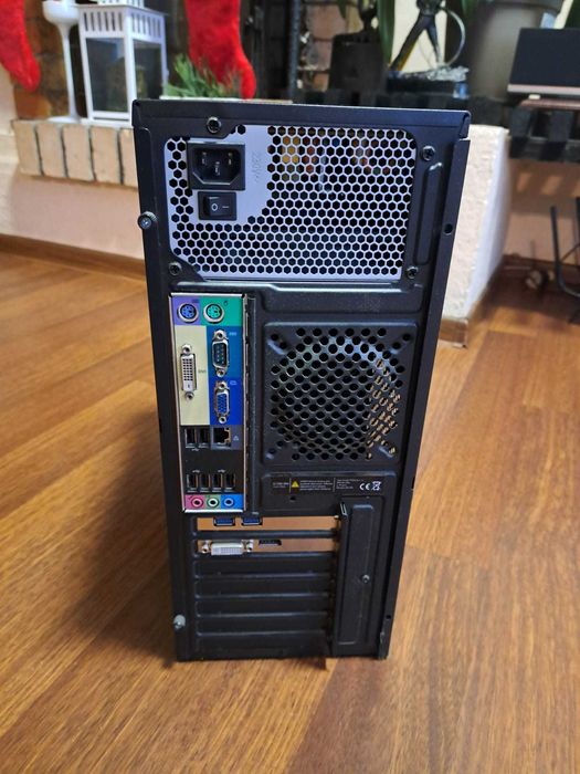 Komputer stacjonarny Intel i3