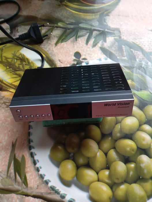 Продаётся  ТВ тюнер