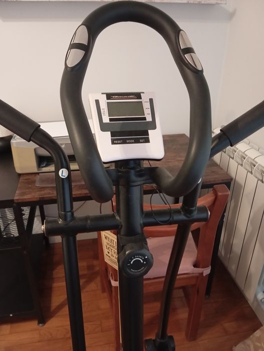 Elíptica em excelente estado64751008343683123