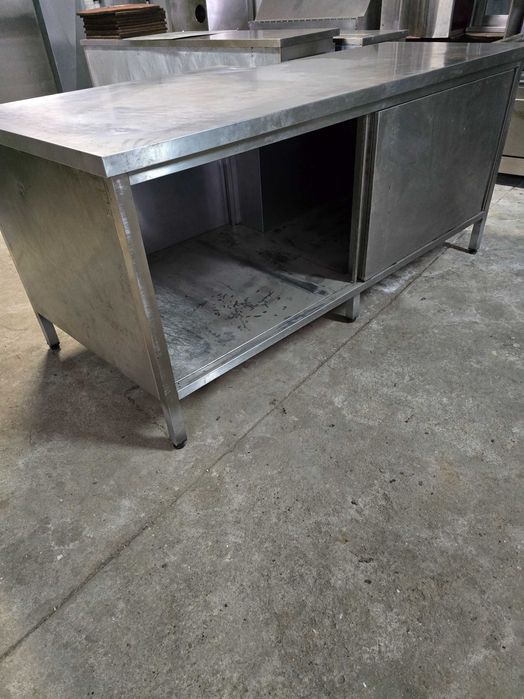 Mesa/bancada de trabalho em aço inox grande arrumação