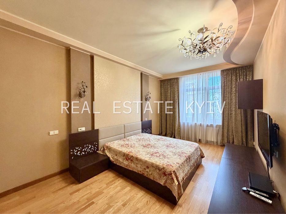 БЕЗ % Продаж 4-кімн квартири вул Круглоуніверситетська 3-5