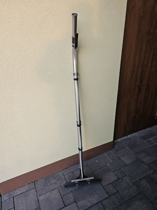 Ssawka do podłóg twardych z natryskiem Cleanfix 320,000