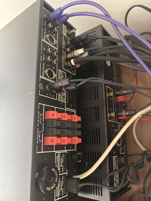 Marantz model 3200 e model 140