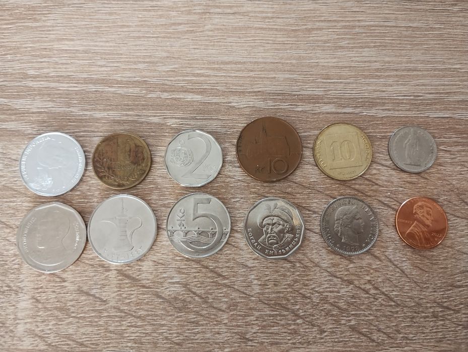 Monety kolekcjonerskie różne