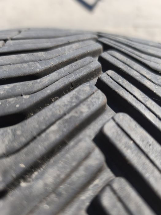 90% bieżnik 225 40r18 92Y xl Michelin cross Climate ZP + 2023r