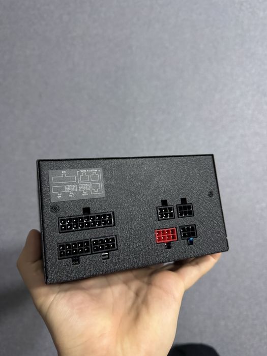 Блок живлення Chieftronic PowerPlay GPU-550FC