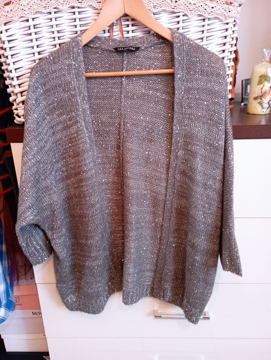 Sweter top secret