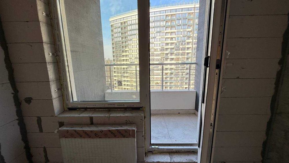 Продам квартиру у моря в ЖК Атмосфера с балконом. Аркадия.