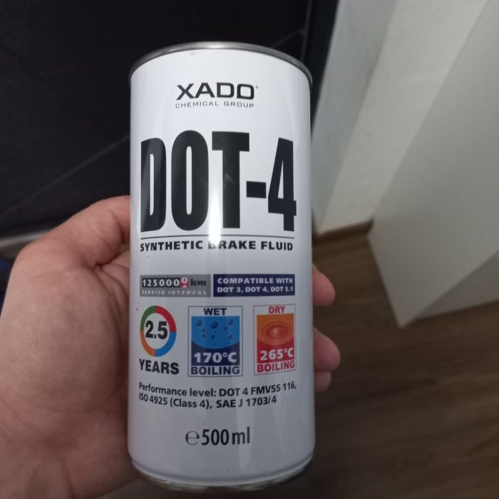 Гальмівна рідина Xado DOT 4
