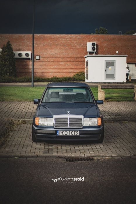 Mercedes-Benz W124
