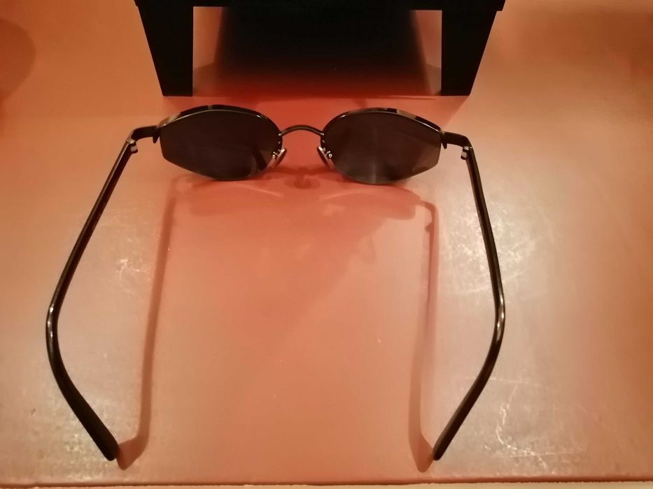 Óculos de sol DKNY senhora