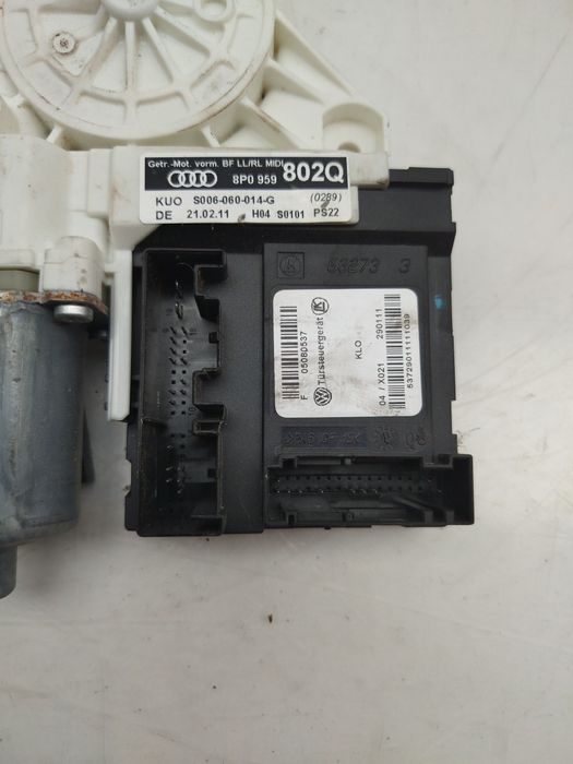 Motor vidro frente direito AUDI A3 (8P1)