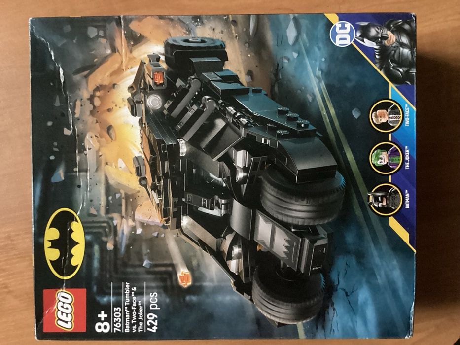 Конструктор LEGO Super Heroes Бетмен Тумблер проти Двуликого та Джокер
