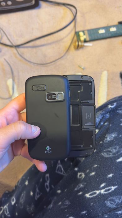 Telemóvel HTC Usado