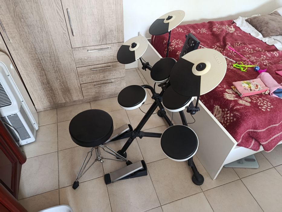 Bateria Eletrônica Roland TD-1K V-Drums