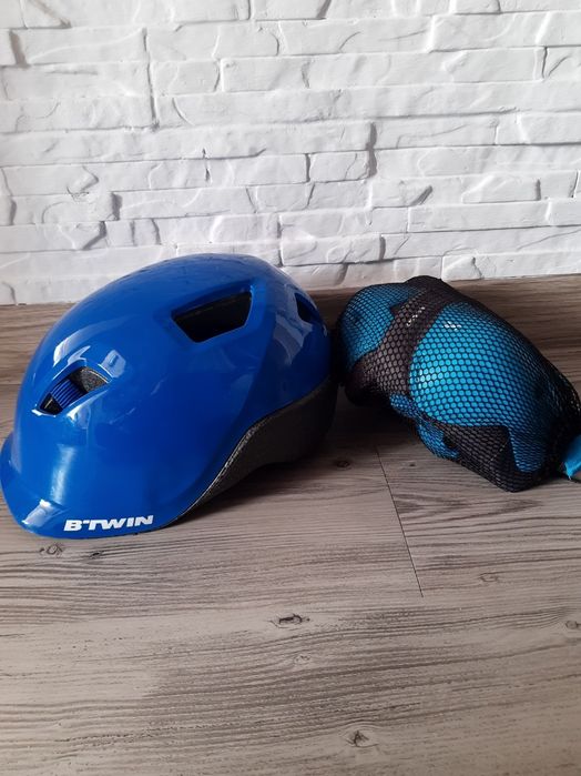 Kask rowerowy i ochraniacze dla dziecka