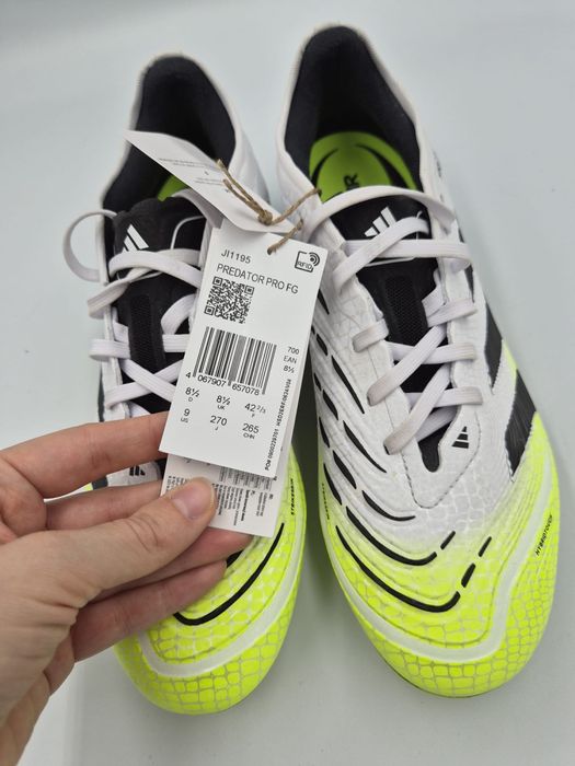 Adidas buty piłkarskie Predator 42 2/3
