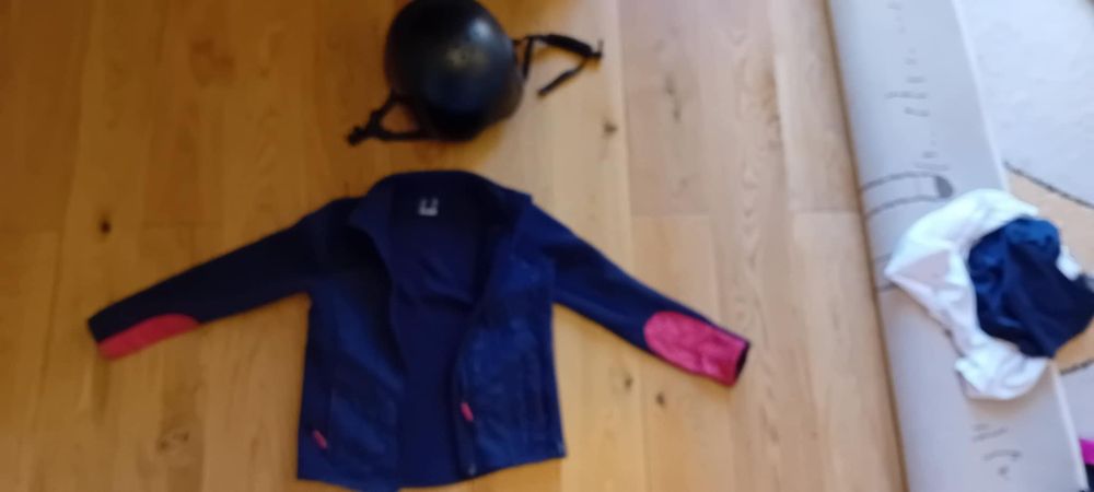 Komplet do jazdy konnej 115-124 buty, bryczesy, polar, kask, rękawiczki