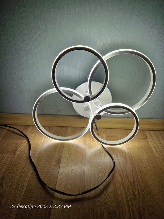 Лампа светодиодная потолочная  или настенная.